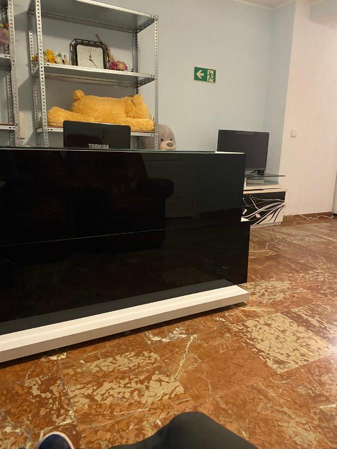 Pension El Dorado Alicante Bagian luar foto