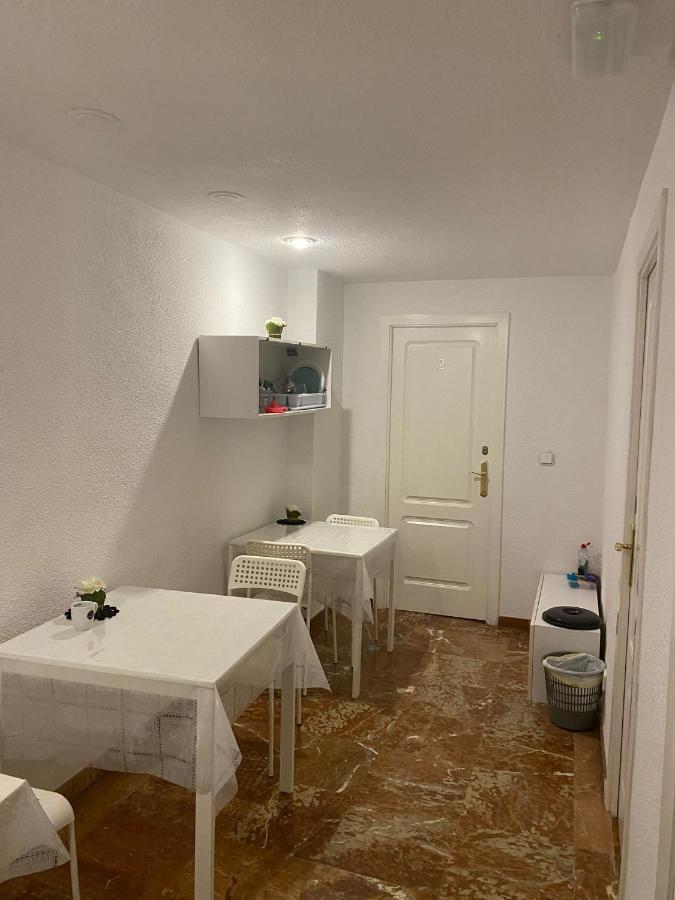 Pension El Dorado Alicante Bagian luar foto