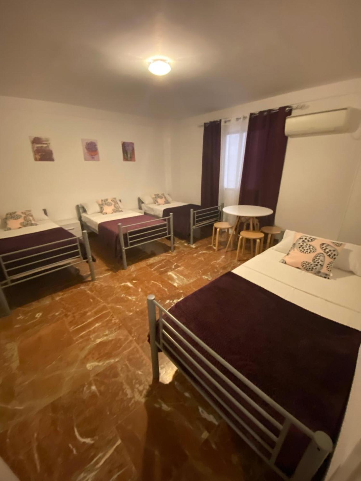 Pension El Dorado Alicante Bagian luar foto