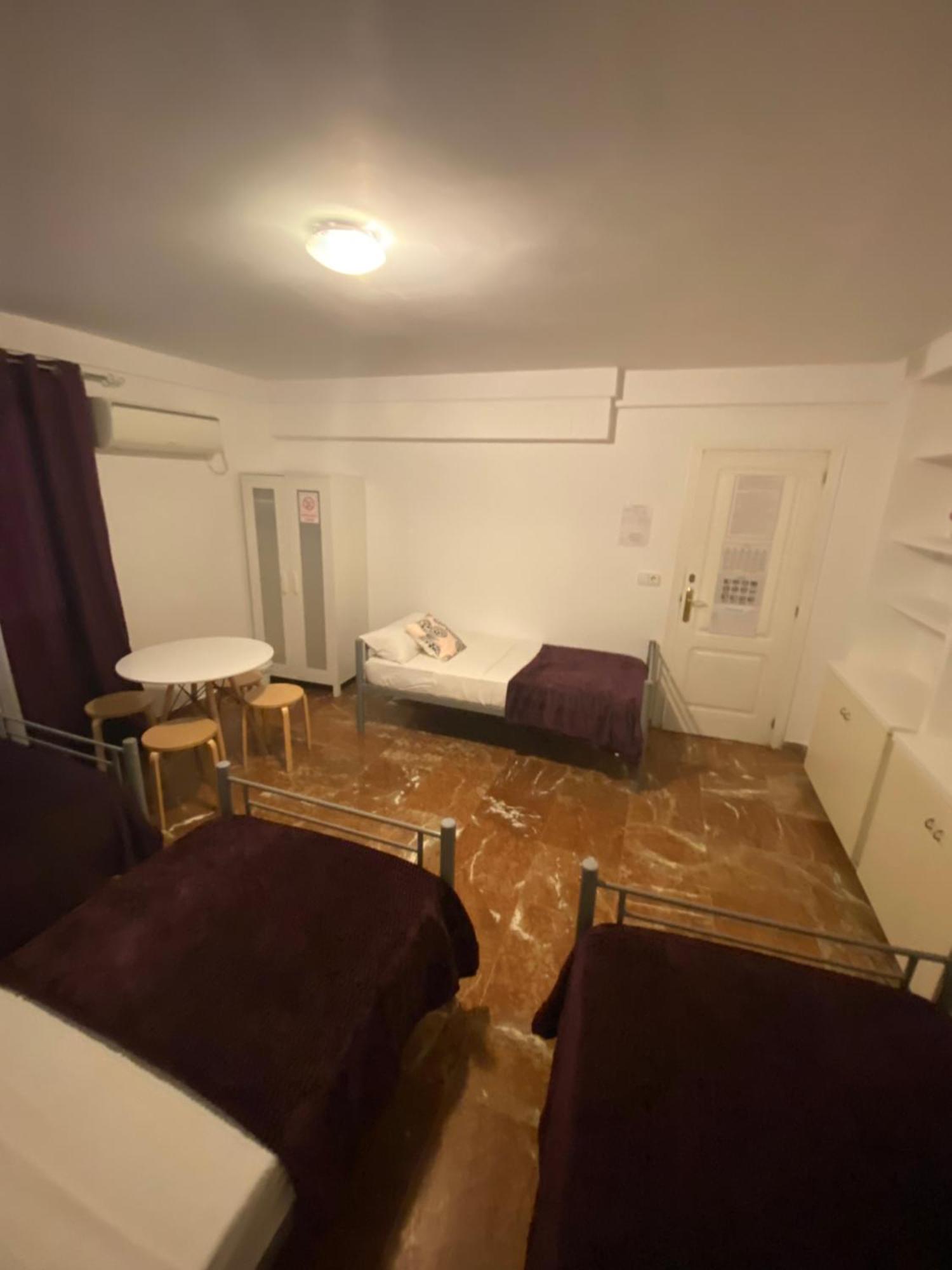 Pension El Dorado Alicante Bagian luar foto